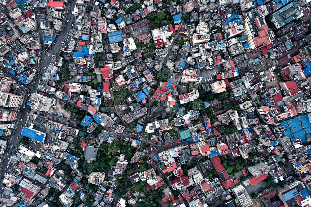 a city with many buildings